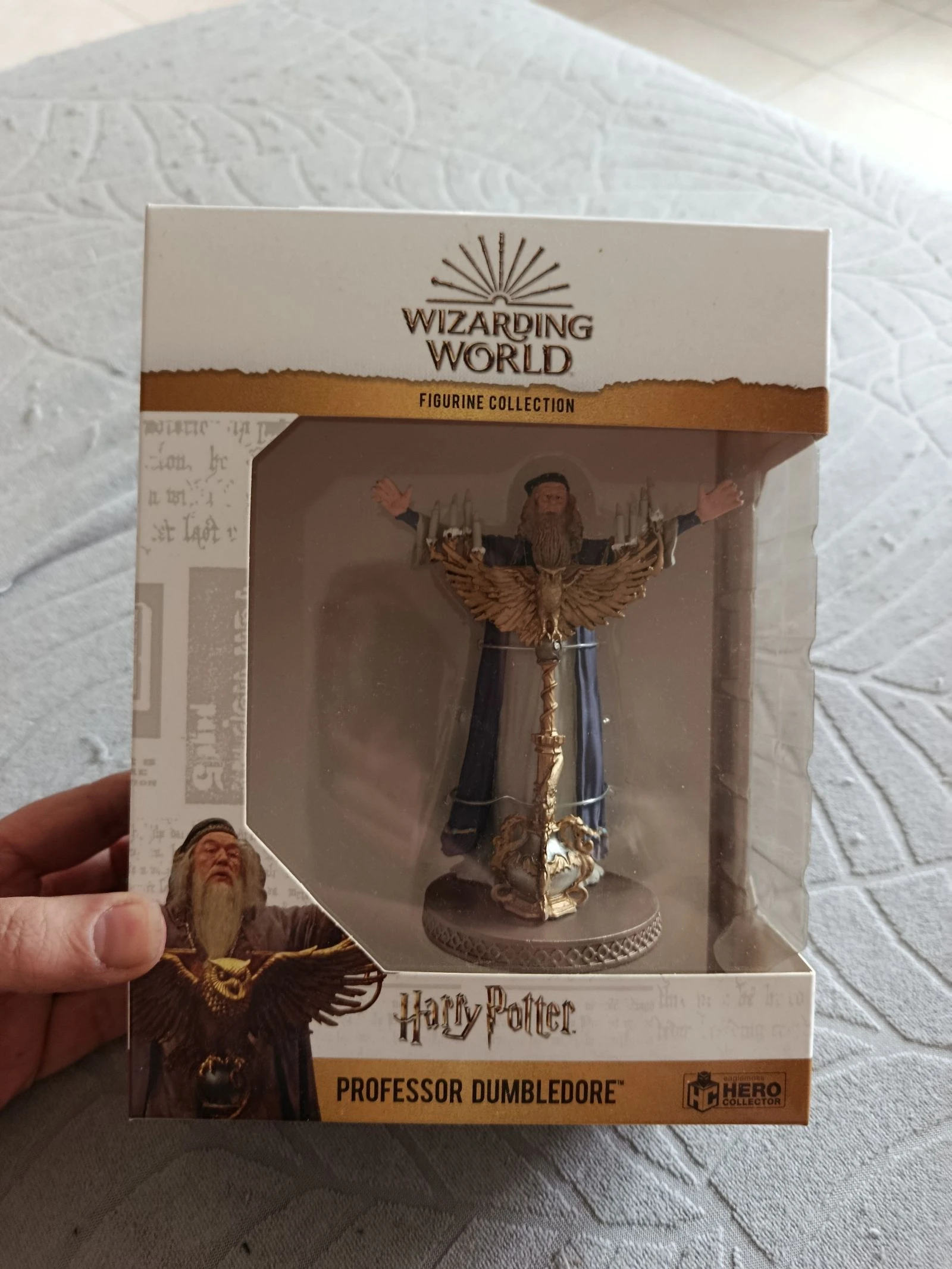 A saisir, figurine " Harry Potter " ( bien lire ) 